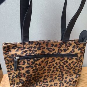Chic Leopard Print Tote with Black Straps